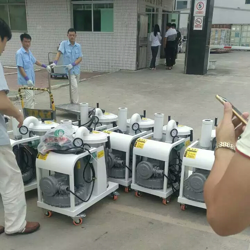 KT-Ex防爆吸(集)尘器产品使用图.jpg KT-Ex防爆吸(集)尘器产品使用图.jpg